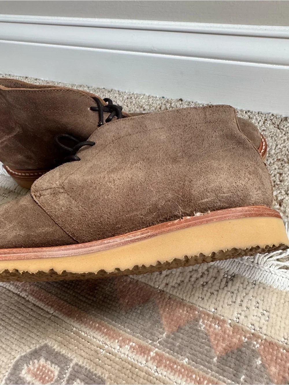 Suede Chukka Boots for Men in Olive-Tan